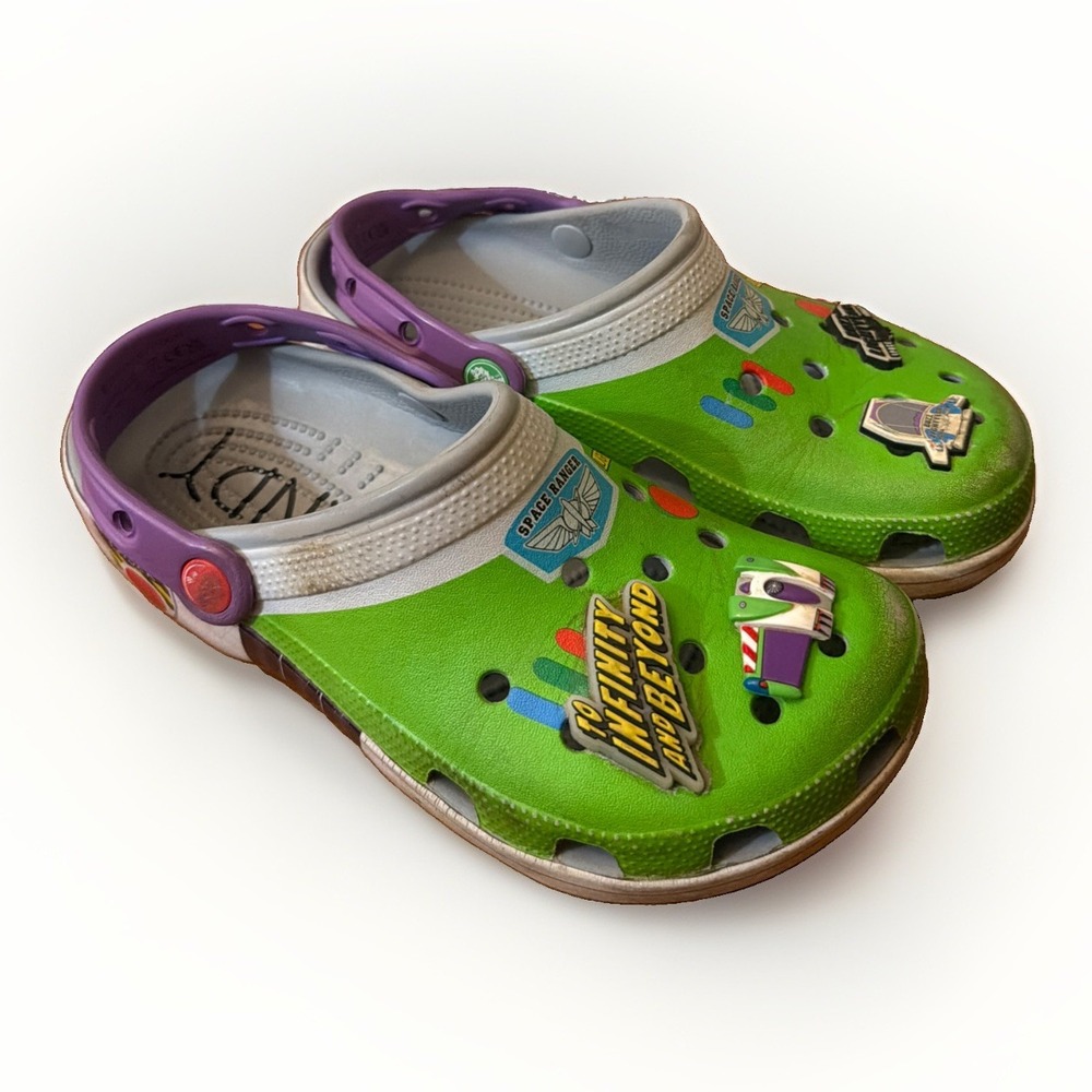 Crocs Toy Story Clogs Youth J6 Big Kids Green Buzz Lightyear Disney Space Ranger